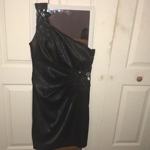 Black formal dress! Short!